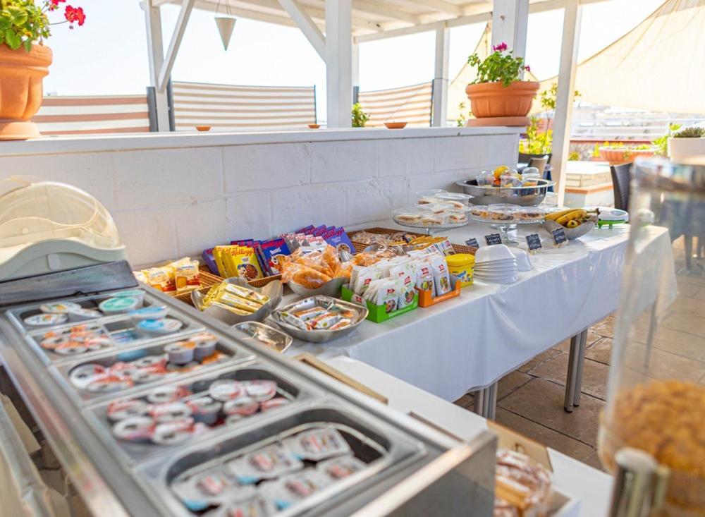 Albergo Piazza Risorgimento Porto Cesareo Ngoại thất bức ảnh