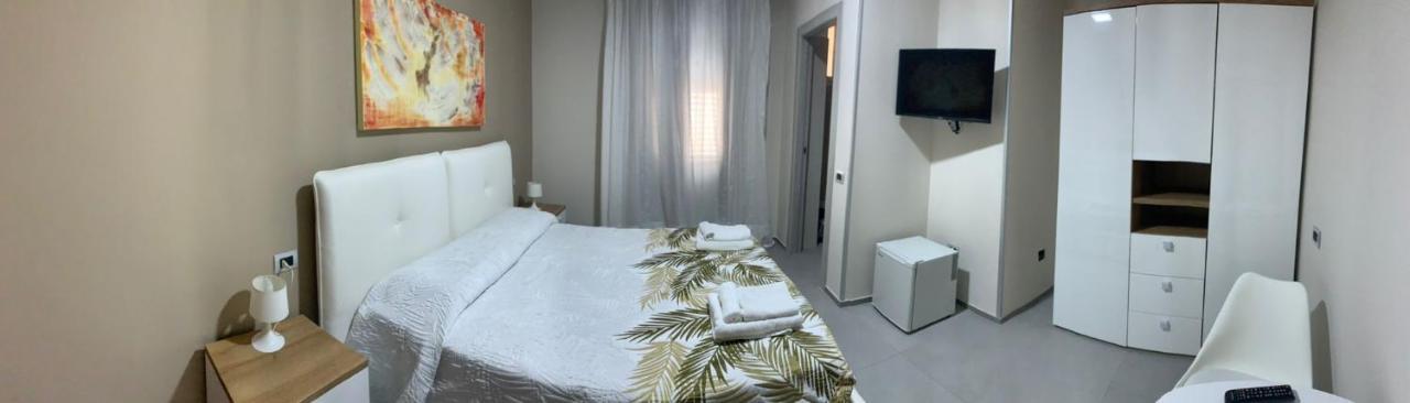Albergo Piazza Risorgimento Porto Cesareo Ngoại thất bức ảnh