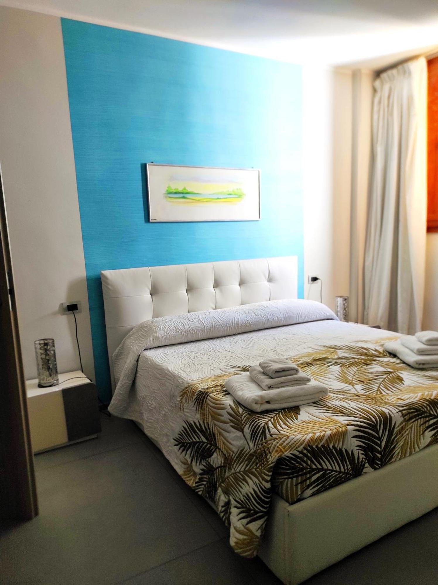 Albergo Piazza Risorgimento Porto Cesareo Ngoại thất bức ảnh