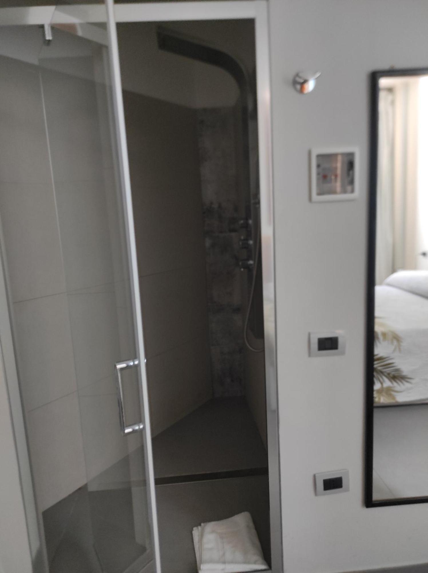 Albergo Piazza Risorgimento Porto Cesareo Ngoại thất bức ảnh
